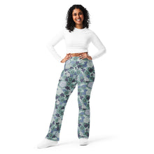 Load image into Gallery viewer, Allegra Mint Flare leggings