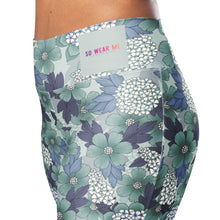 Load image into Gallery viewer, Allegra Mint Flare leggings