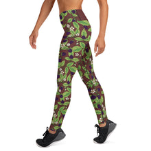 Load image into Gallery viewer, Blackberries Wine Yoga Leggings